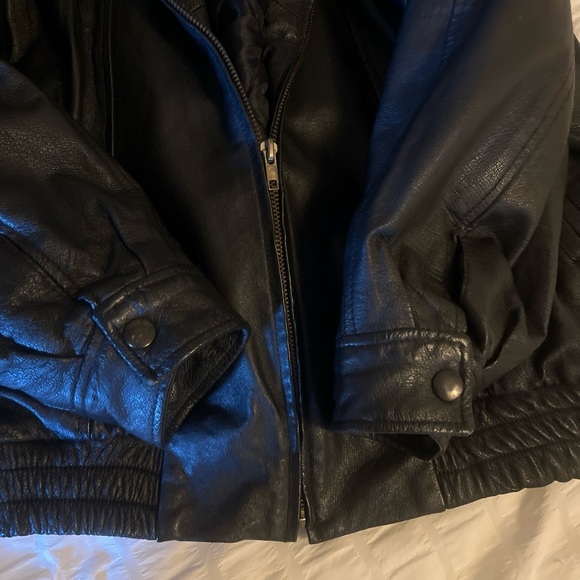 PHASE2 LEATHER JACKET. SIZE M - Picture 5 of 5